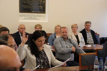 Za nami uroczysta sesja Rady Miejskiej w Wieluniu. Było wiele podziękowań za wspólną pracę na rzecz samorządu